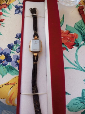 Venus collectible women's wristwatch 1950s with original strap