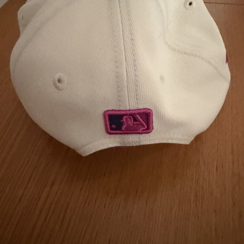 New Era 950 Cap new, unworn with stickers