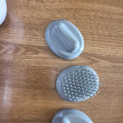 Massage device like new with 4 attachments and 3 functions