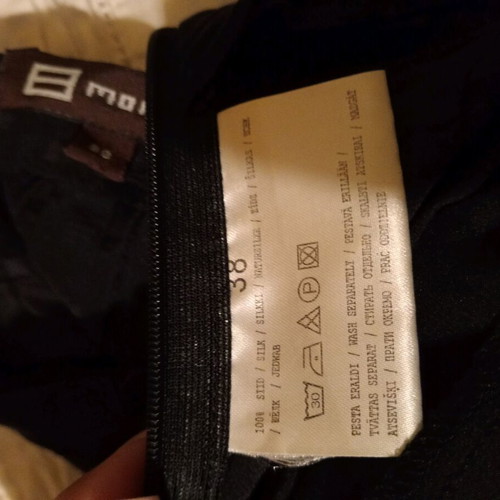 Monton black skirt 100% silk size M/38 like new