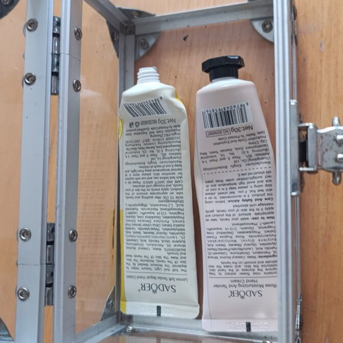 Storage box plexiglass with aluminum, like new
