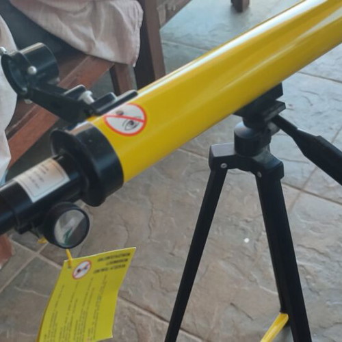 National Geographic Telescope 50/600 like new with all parts