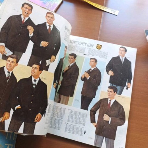 Fashion magazines used 1950-1960 for collectors