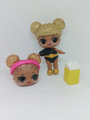 Lol Surprise doll rare, like new, with extra accessories