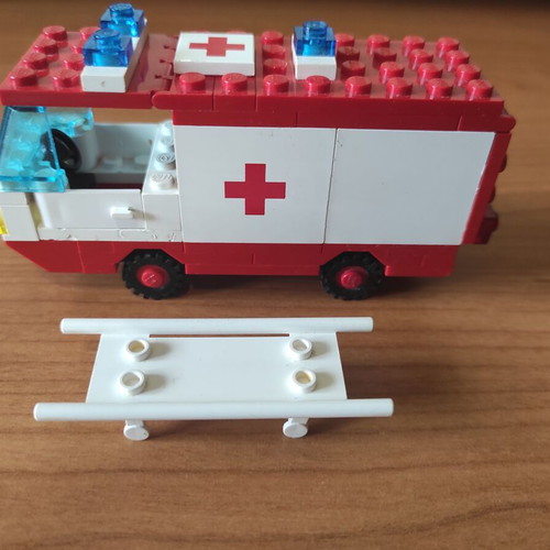 Lego LEGOLAND 6688 used, with wear, missing figures and instructions
