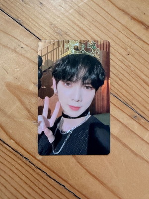 Ateez Yeosang Season Greetings 2023 Kpop photo card