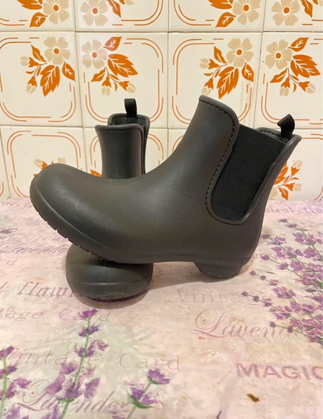 Crocs original αδιάβροχα μποτάκια γαλότσες μπότες 36-37 αφόρετα