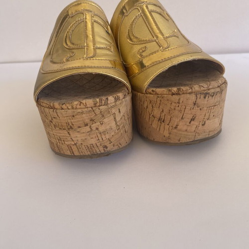 Juicy Couture platform sandals size 38 like new, black and gold