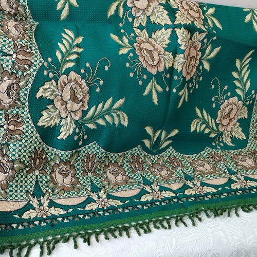 Damask tablecloth new, cotton with fringes
