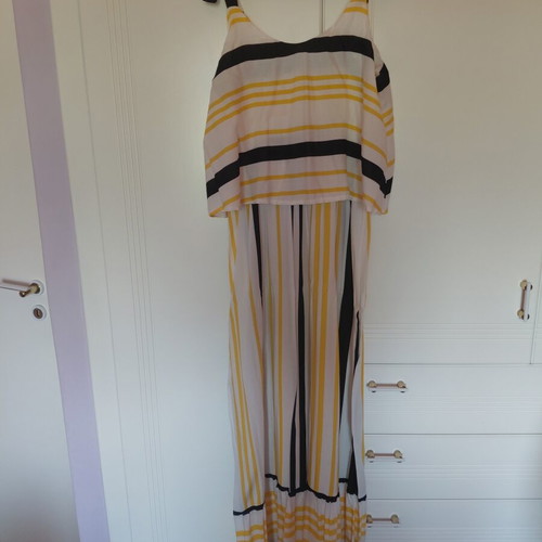 Striped maxi dress FJO 100% viscose like new, white yellow blue