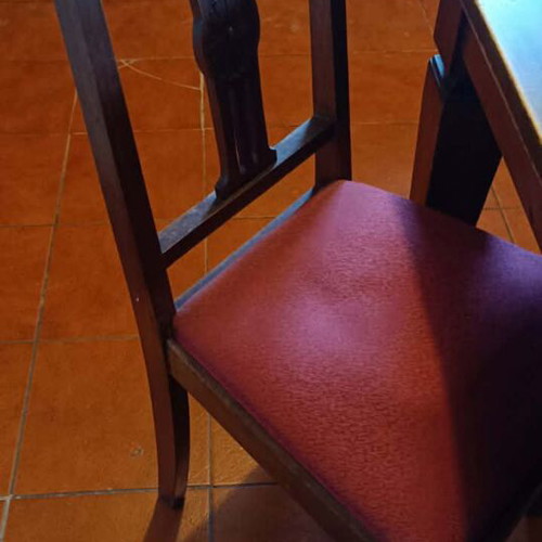 Dining table and chairs used