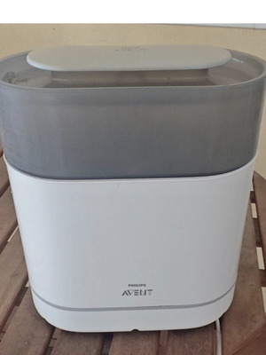 Philips Avent Electric Baby Bottle Sterilizer SCF286 like new