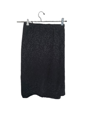Vintage midi skirt black with floral pattern used, size M