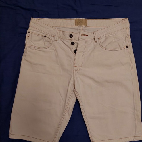 Bershka Off-White Denim Shorts like new, size EUR 44 / US 34