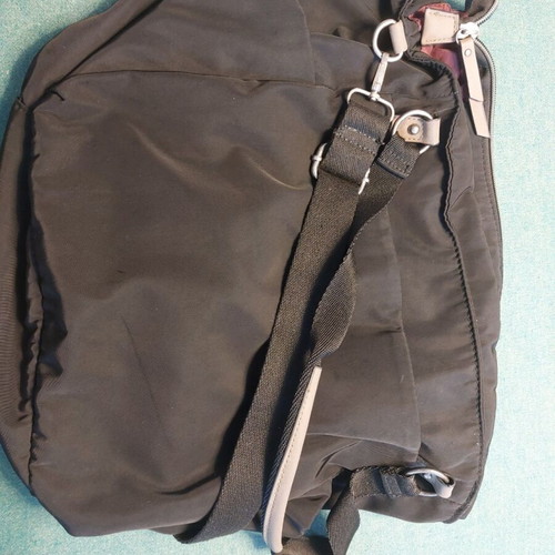Black Catwalk crossbody bag like new, black