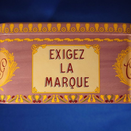 Le Figuier Collectible Metal Jewelry Box Like New
