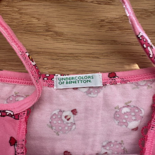 Benetton pink tank top new with chicken print