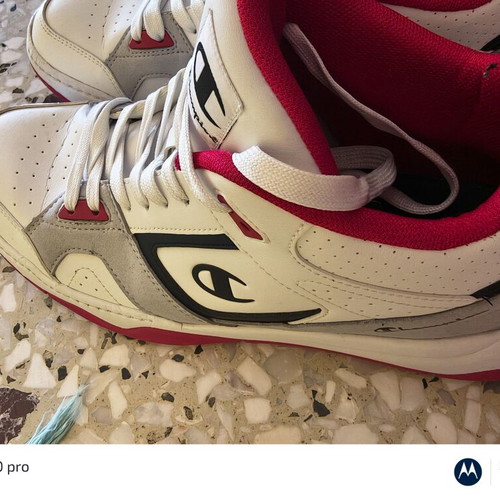 Champion vintage athletic sneakers like new, size 46, white and gray