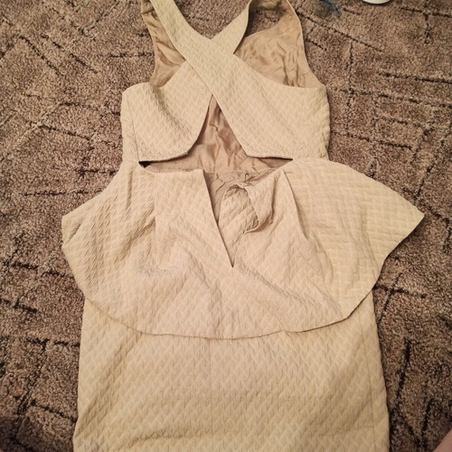 Toi&Moi women's dress M like new, beige summer
