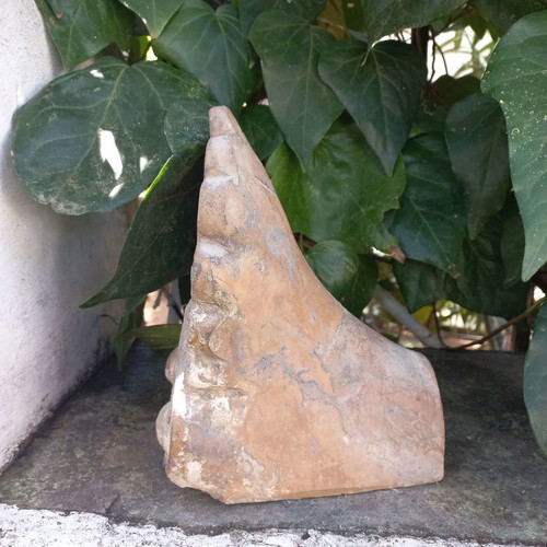 Old akrokeramo used with Parthenon design