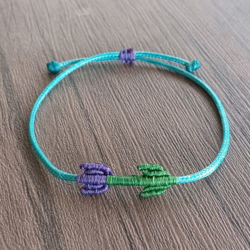 Macrame tulip bracelet new, colorful handmade