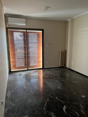 Διαμέρισμα 85 τ.μ. στη Νέα Σμύρνη Κέντρο, 2 υπνοδωμάτια, 4ος όροφος