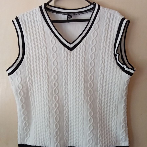 Shein women's white vest like new, size XL