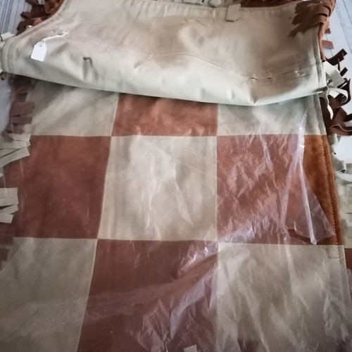 Tablecloth and 2 pillowcases new, retro