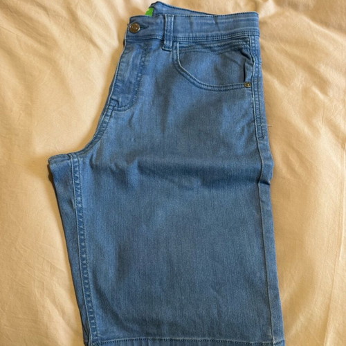 Jean Bermuda Benetton blue like new size M for 13-14 years