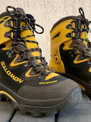 Ορειβατικά μποτάκια Salomon 38,5 μεταχειρισμένα, στενή φόρμα, παιδικά