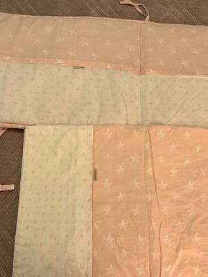 Guy Laroche crib bumper and duvet cover like new