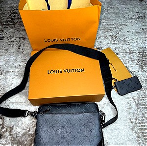 Louis Vuitton men messenger Bag