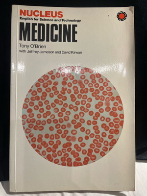 Nucleus English for Science and Technology Medicine by Tony O'Brien like new