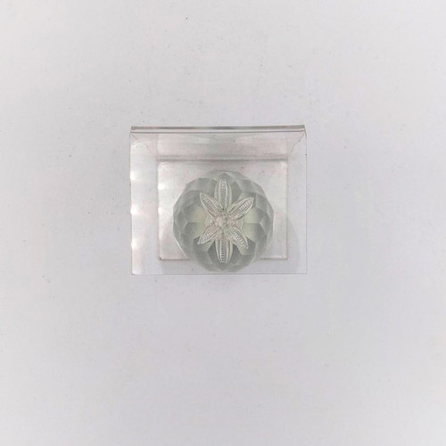 Crystal decorative pineapple used