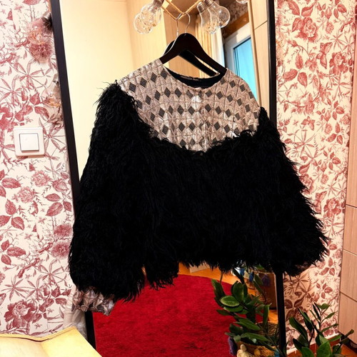 Boho Fur Jacket Nidodileda like new, one size, black and silver