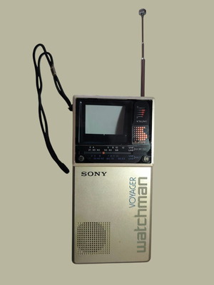 Sony Watchman Voyager FD-20AEB vintage portable TV used, made in Japan