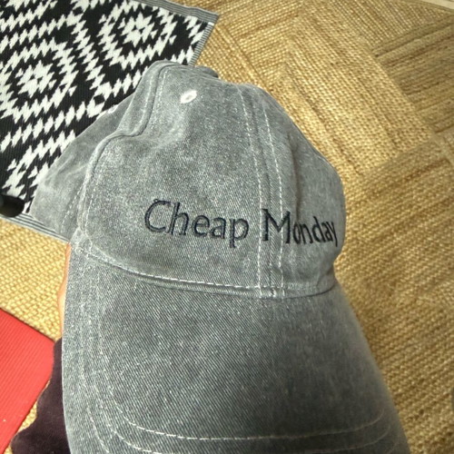 Cheap Monday hat like new, grey denim size M
