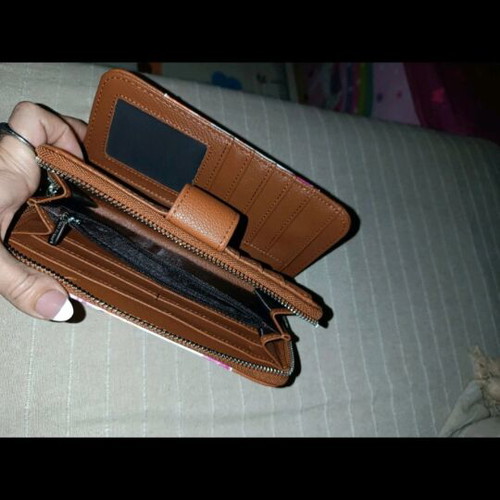 Bag to Bag wallet brown and multicolor new with floral pattern