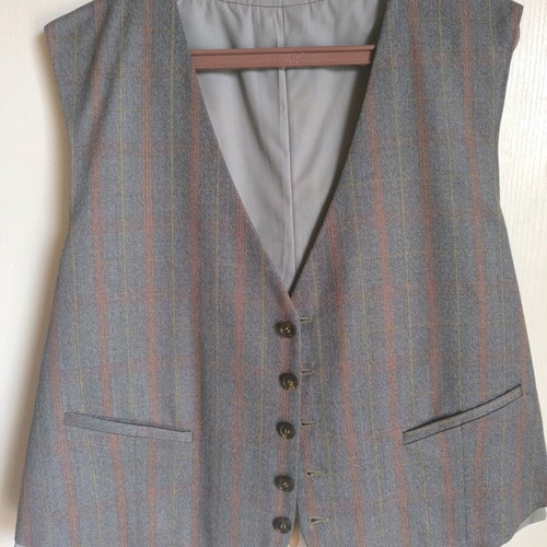 Handmade men's three-piece suit like new, gray