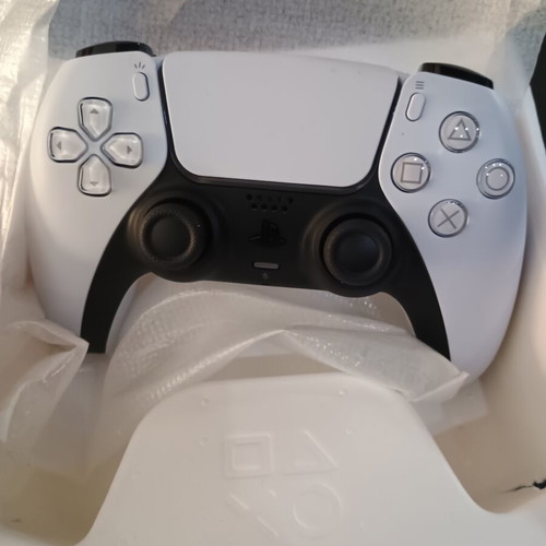 Sony DualSense controller new