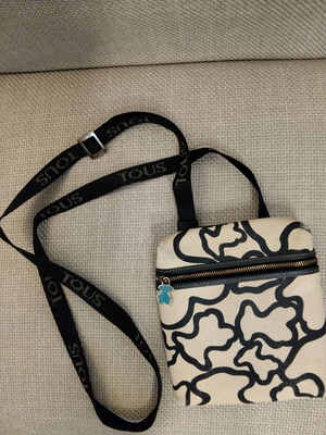 Tous leather crossbody bag like new, black and white