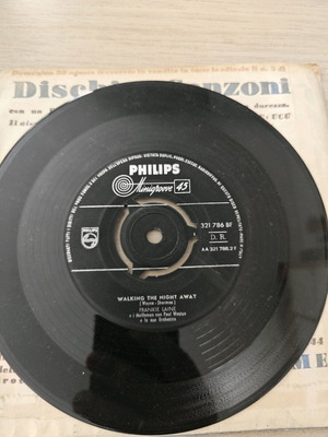 Frankie Laine A Woman In Love βινύλιο 7", 45 RPM μεταχειρισμένο