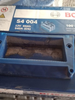 Bosch car battery like new