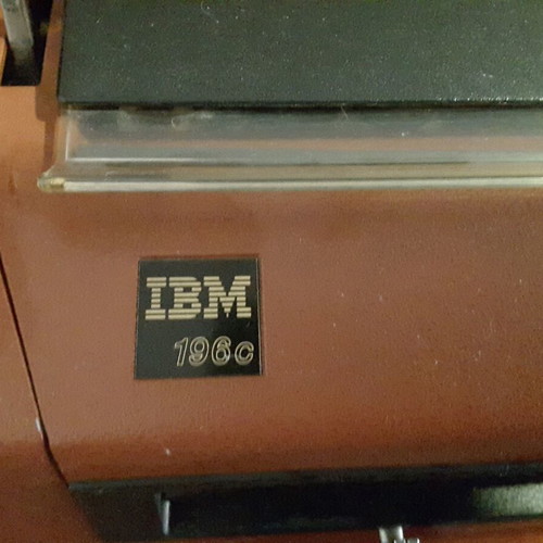 Electric typewriter IBM 196C used, functional