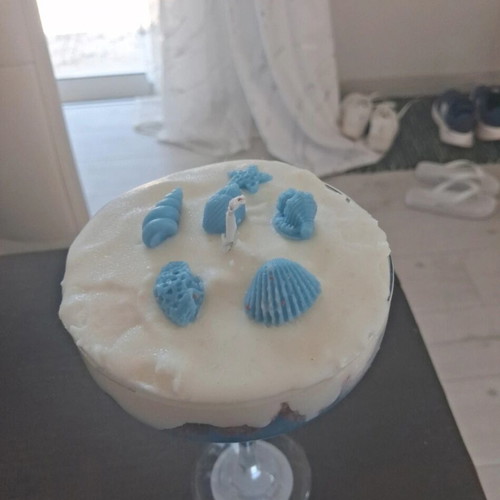 Handmade soy candle with Ocean scent in tall glass