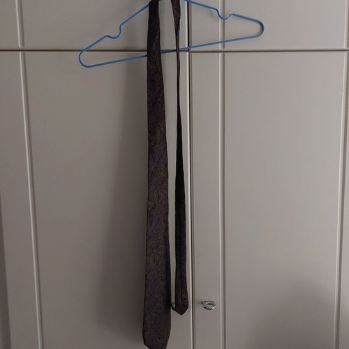 Tie 100% silk used
