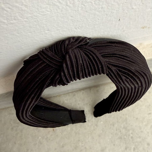 Black hairband