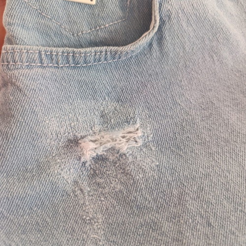 U.S. Polo Assn. Women's Distressed Relaxed Denim Shorts like new, light blue