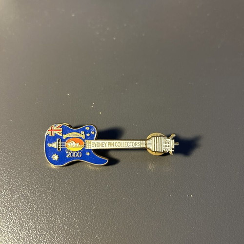 Sydney 2000 Olympic Games pin like new, collectible