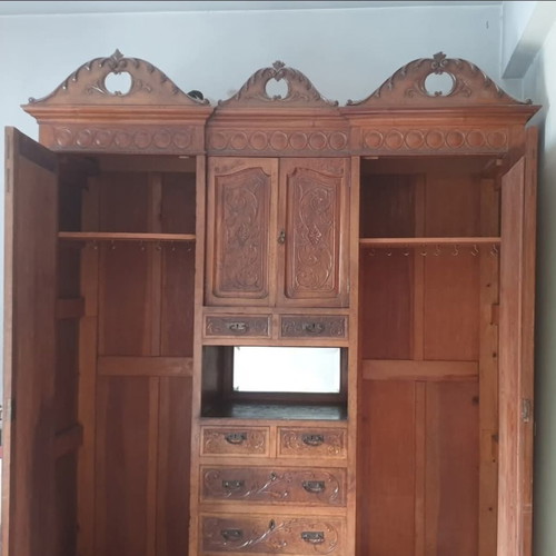 Handmade carved cabinet 1945, used, with mirror and drawers